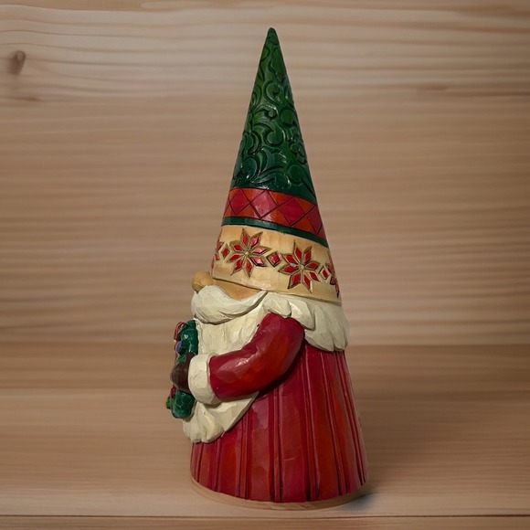 Jim Shore 2021 Christmas Gnome holding Wreath Figurine 6009182 Enesco 7" - Picture 5 of 12